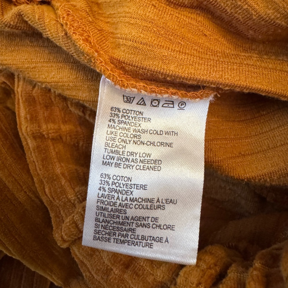Urban Outfitters Velour Corduroy Ribbed Rust colored Bell bottom Pants Slacks XS - Picture 9 of 9